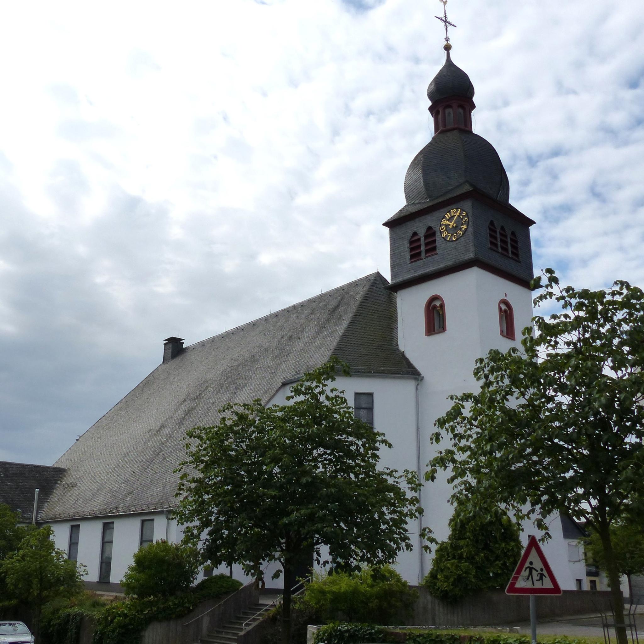 Kirche St. Luzia Außenansicht